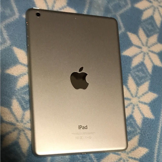 Apple(アップル)のiPad mini2 32GB Wi-Fi  スマホ/家電/カメラのPC/タブレット(タブレット)の商品写真