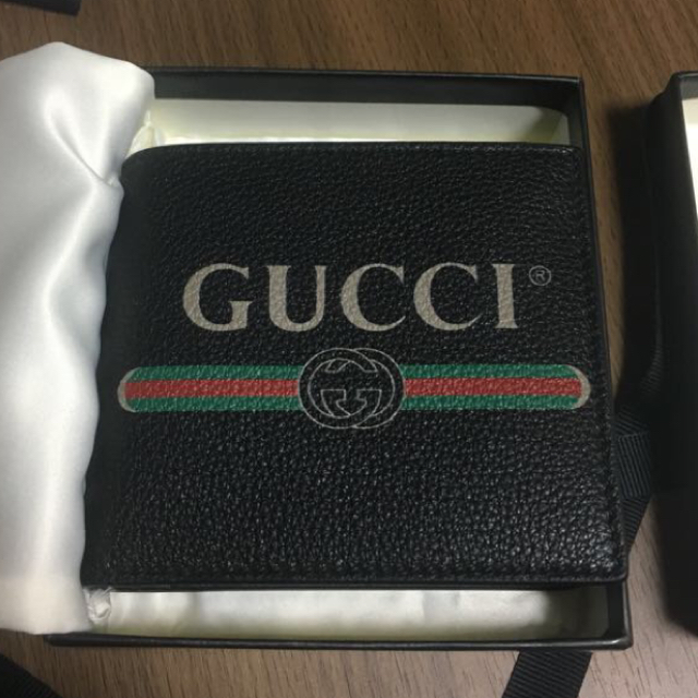Gucci(グッチ)のgucci 2つ折り財布 メンズのファッション小物(折り財布)の商品写真