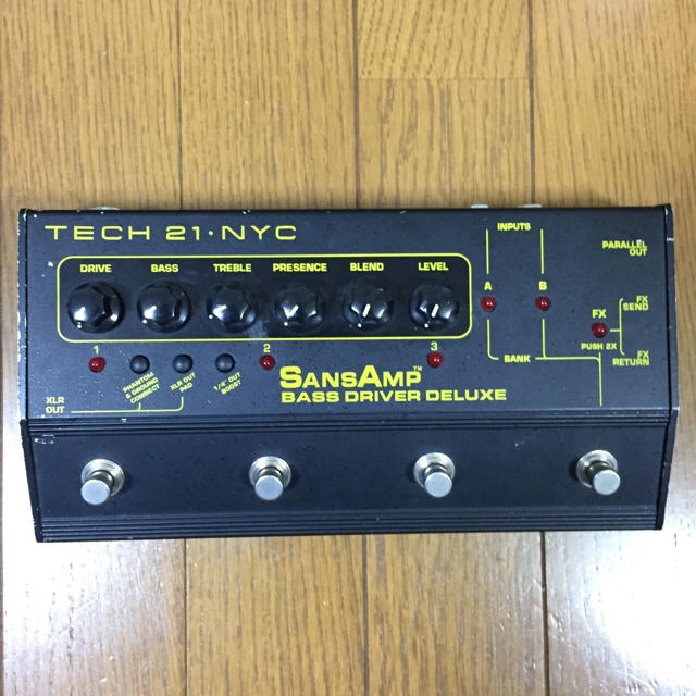 SANSAMP TECH21 楽器のベース(ベースエフェクター)の商品写真