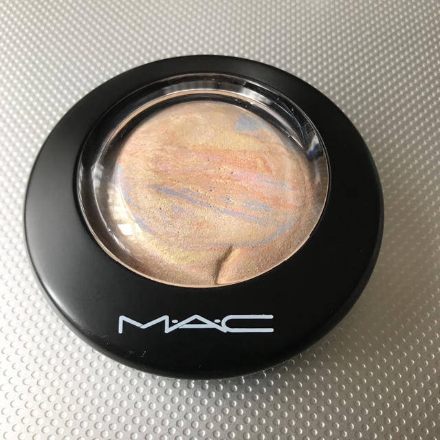 MAC(マック)のMac☆ライトスカペード☆ミネラライズスキンフィニッシュ コスメ/美容のベースメイク/化粧品(フェイスパウダー)の商品写真