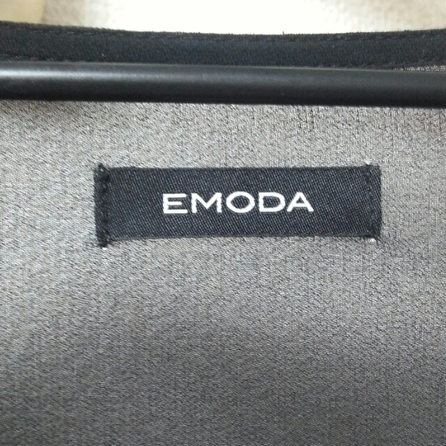 EMODA(エモダ)のEMODA レディースのトップス(カーディガン)の商品写真