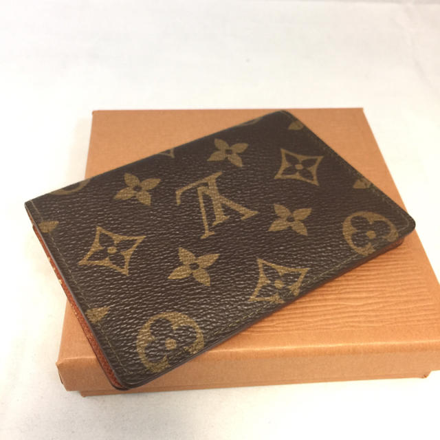 LOUIS VUITTON(ルイヴィトン)のLV ルイヴィトン モノグラム カードケース パスケース レディースのファッション小物(名刺入れ/定期入れ)の商品写真