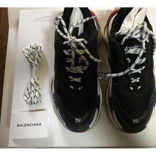 バレンシアガ(Balenciaga)のKB21様専用 39 Balenciaga Triple S 黒赤(スニーカー)