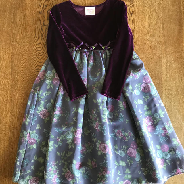 LAURA ASHLEY(ローラアシュレイ)のローラアシュレイ ドレス 110-120 キッズ/ベビー/マタニティのキッズ服女の子用(90cm~)(ワンピース)の商品写真