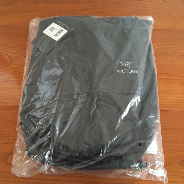 新品 アークテリクス リュック ARCTERYX 18749 25L ブラック 2