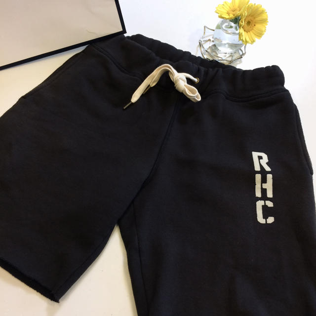 Ron Herman(ロンハーマン)のRHC ロンハーマン ロゴ ショーツ S ブラック メンズのパンツ(ショートパンツ)の商品写真