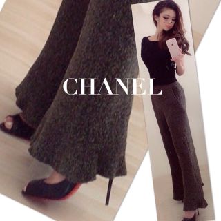 シャネル(CHANEL)のCHANEL ツイードワイドフレアパンツ❤︎*。(カジュアルパンツ)