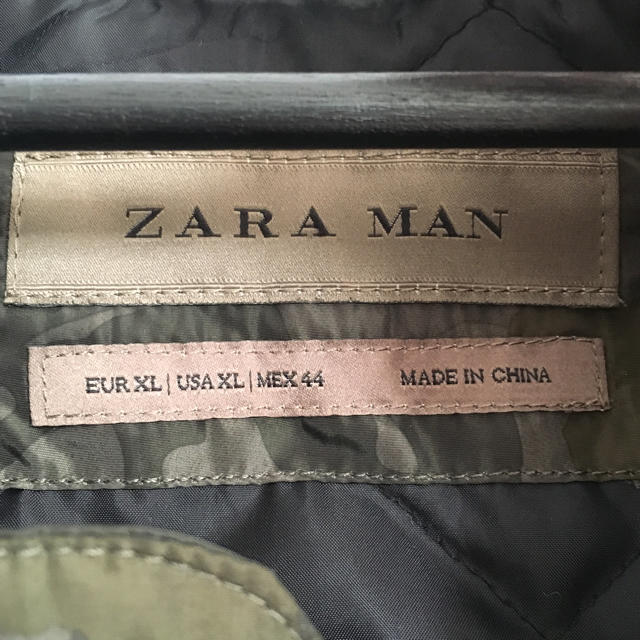 ZARA(ザラ)のK様専用  ZARA  MA-1迷彩 メンズのジャケット/アウター(ブルゾン)の商品写真