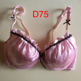 チュチュアンナ(tutuanna)のチュチュアンナ ブラジャー&下着2枚 D75(ブラ)