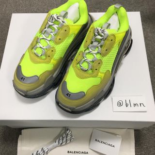 バレンシアガ(Balenciaga)の最安 41 BALENCIAGA Triple S yellow 27(スニーカー)