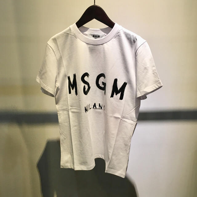 トップスMSGM エムエスジーエム 新品 グラフィティロゴ Tシャツ S ホワイト