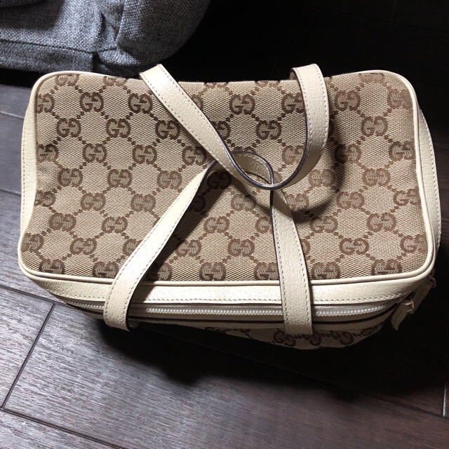 Gucci(グッチ)のGUCCI バニティポーチ   みぃたん様専用 レディースのファッション小物(ポーチ)の商品写真