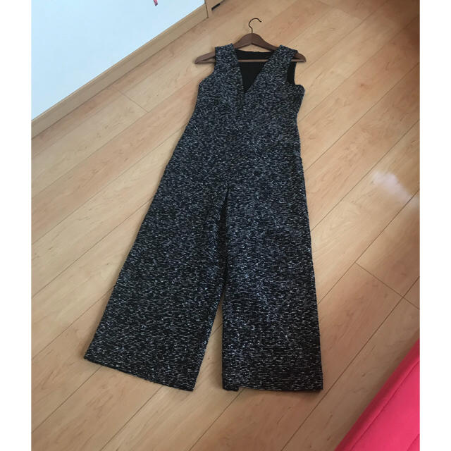 ZARA(ザラ)のZARA ツイード オールインワン サロペット レディースのパンツ(サロペット/オーバーオール)の商品写真