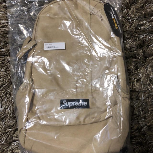Supreme(シュプリーム)の込み 希少 ベージュ supreme Backpack メンズのバッグ(バッグパック/リュック)の商品写真