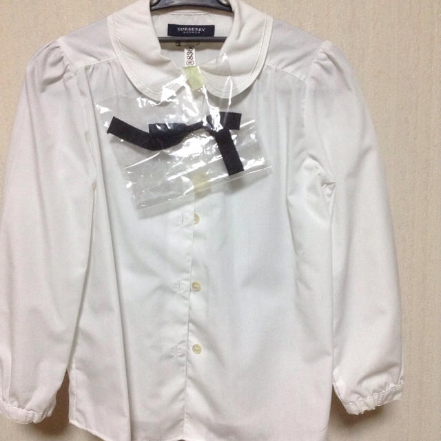 BURBERRY(バーバリー)の【送料込】3点セット子供服バーバリー キッズ/ベビー/マタニティのキッズ服女の子用(90cm~)(その他)の商品写真