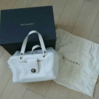 ブルガリ(BVLGARI)の週末値下げ★BVLGARIホワイト☆ハンドバッグ☆ショルダーバッグ☆レザー☆(ハンドバッグ)