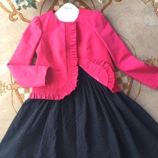 レッドヴァレンティノ(RED VALENTINO)のレッドヴァレンティノ  上品♡フリルジャケット(ノーカラージャケット)