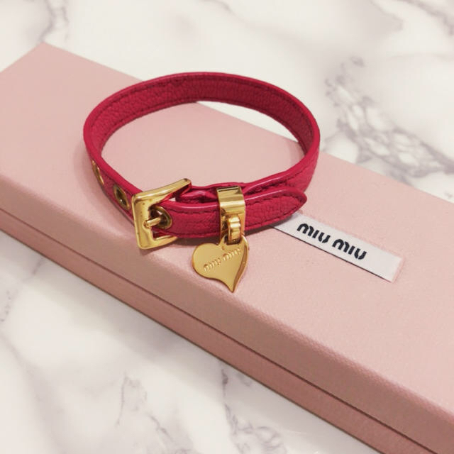 miumiu ブレス