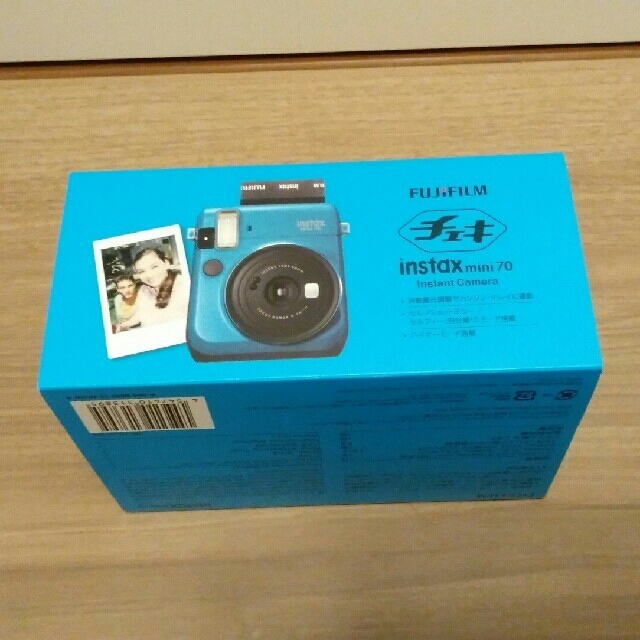 富士フイルム(フジフイルム)のチェキカメラ instax mini 70 BLUE インスタントカメラ スマホ/家電/カメラのカメラ(フィルムカメラ)の商品写真
