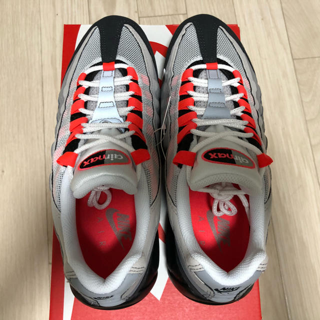 NIKE(ナイキ)の国内正規 nike  airmax 95 solar red メンズの靴/シューズ(スニーカー)の商品写真