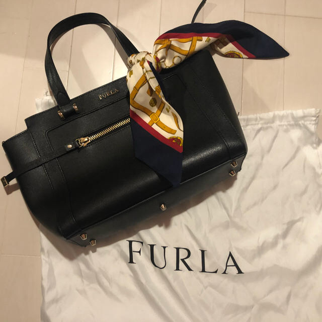 Furla(フルラ)のショルダーバッグ レディースのバッグ(ショルダーバッグ)の商品写真