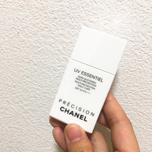 CHANEL(シャネル)のCHANEL UV エサンシエル マルチ プロテクシオン 50+ コスメ/美容のボディケア(日焼け止め/サンオイル)の商品写真