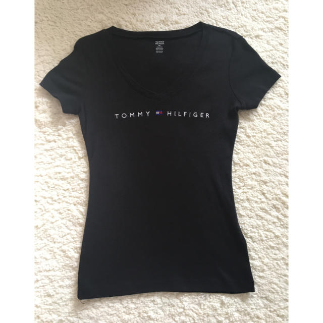 TOMMY HILFIGER(トミーヒルフィガー)のトミーTシャツby❤︎様専用 レディースのトップス(Tシャツ(半袖/袖なし))の商品写真