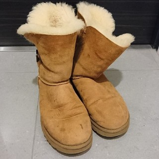 アグ(UGG)のUGG ムートンブーツ ベイリーボタン(ブーツ)