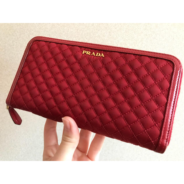 PRADA(プラダ)のPRADA 財布 美品 レディースのファッション小物(財布)の商品写真