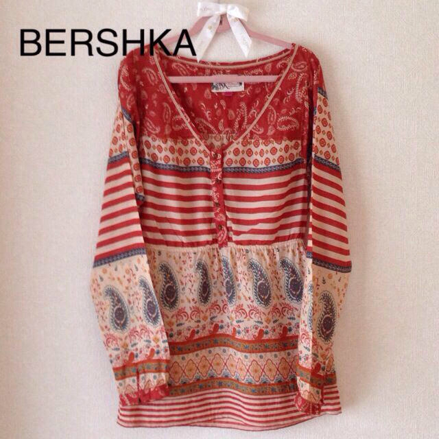 Bershka(ベルシュカ)のBERSHKA エスニックトップス レディースのトップス(シャツ/ブラウス(長袖/七分))の商品写真