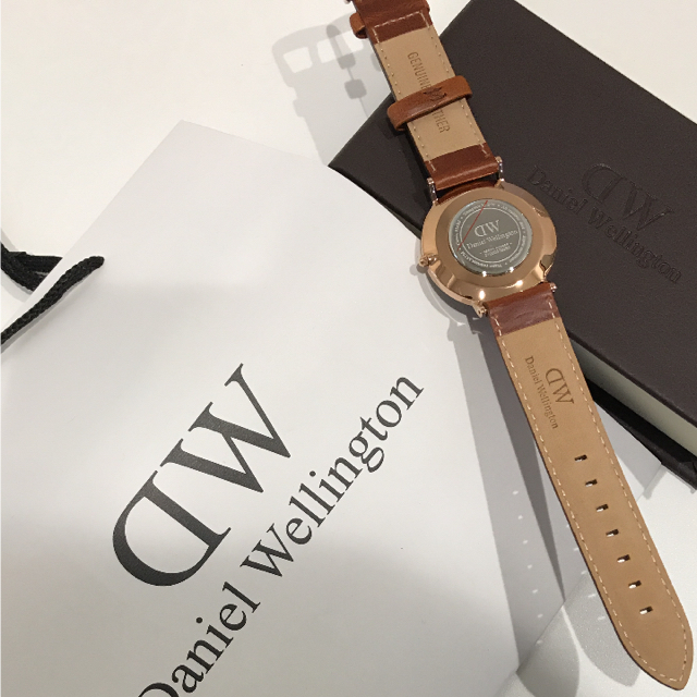 Daniel Wellington(ダニエルウェリントン)のダニエルウェリントン  0507dw  新品未使用  ローズゴールド 即購入可 レディースのファッション小物(腕時計)の商品写真