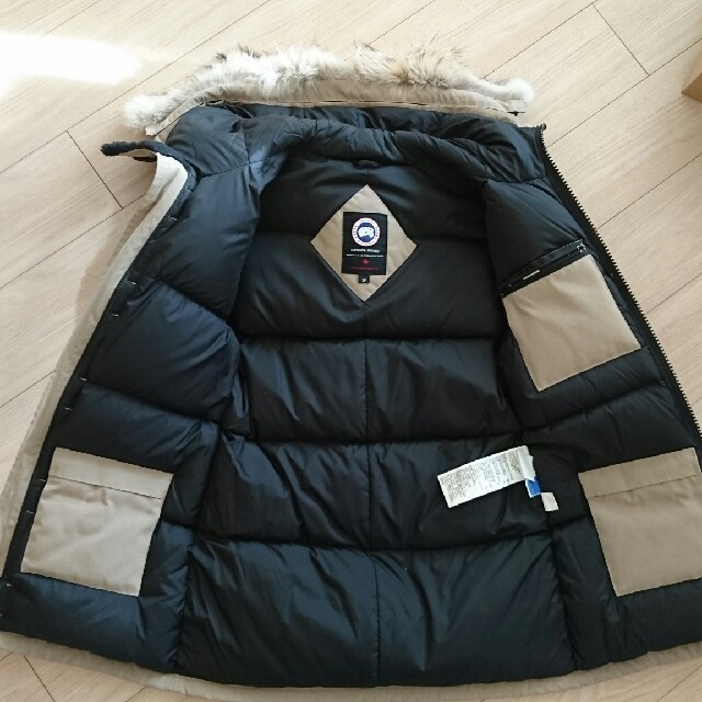 CANADA GOOSE(カナダグース)のあんみつ様専用★美品★カナダグース  ジャスパー  S  タン メンズのジャケット/アウター(ダウンジャケット)の商品写真