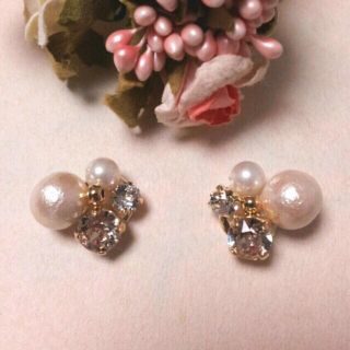 ビジューピアス(ピアス)