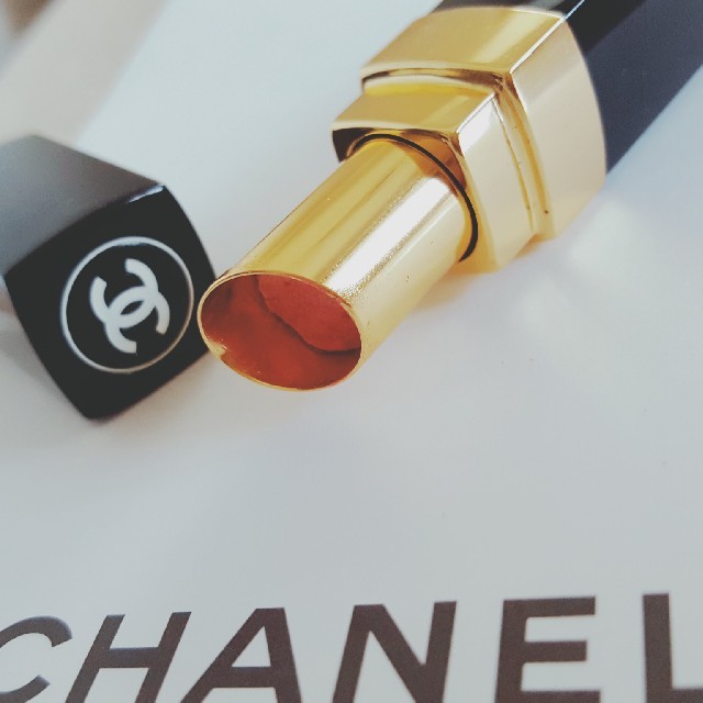 CHANEL(シャネル)のシャネル　ココシャイン　57 コスメ/美容のベースメイク/化粧品(口紅)の商品写真