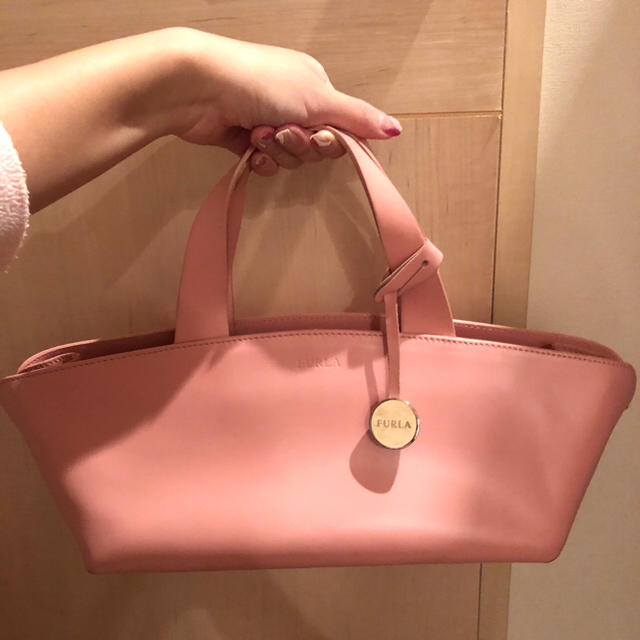 FURLA  ピンク レザー 横長バッグレディース