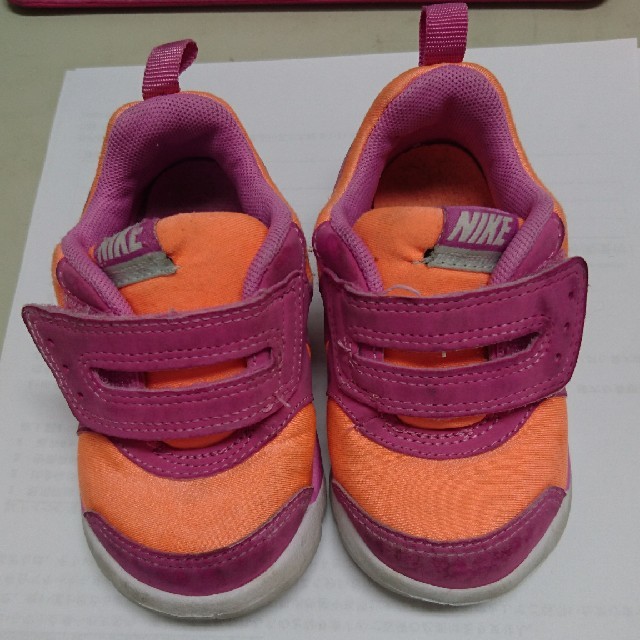 NIKE(ナイキ)のナイキ スニーカー キッズ/ベビー/マタニティのベビー靴/シューズ(~14cm)(スニーカー)の商品写真