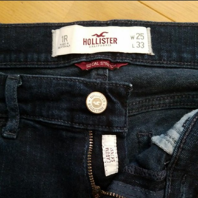 Hollister(ホリスター)のボンド様【HOLLISTER】スキニー Sサイズ レディースのパンツ(デニム/ジーンズ)の商品写真