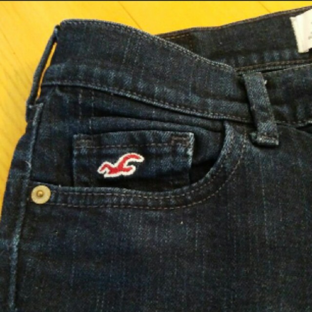 Hollister(ホリスター)のボンド様【HOLLISTER】スキニー Sサイズ レディースのパンツ(デニム/ジーンズ)の商品写真