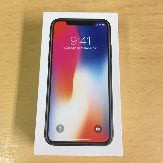 iPhone X 64GB Space Gray SIMロック解除済 ドコモ-