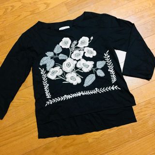 ビアズリー(BEARDSLEY)の本日限定値下げ ビアズリー  刺繍カットソー 花 新品(カットソー(長袖/七分))