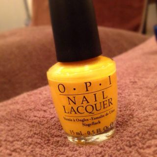 オーピーアイ(OPI)のOPI＊落ち着いたイエロー＊新品未使用(その他)