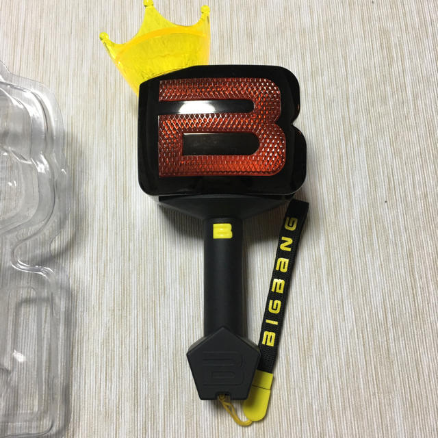 BIGBANG(ビッグバン)のBIGBANG ペンライト エンタメ/ホビーのタレントグッズ(アイドルグッズ)の商品写真