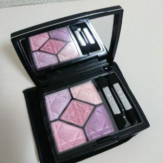 クリスチャンディオール(Christian Dior)のディオール 新作 サンククルール スイート 847 1度使用(アイシャドウ)