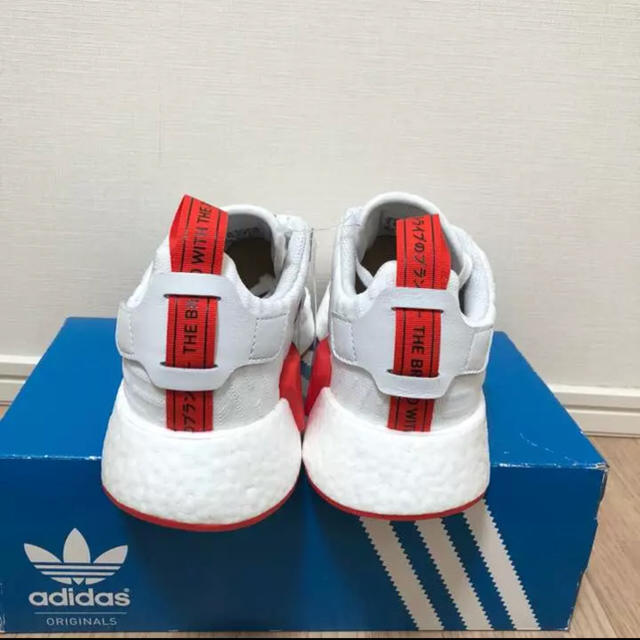 adidas(アディダス)の新品‼︎ adidas  originals NMD_R2 ホワイト×レッド メンズの靴/シューズ(スニーカー)の商品写真