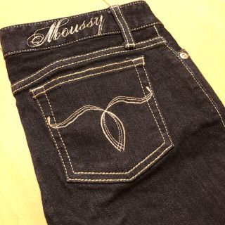 マウジー(moussy)のmoussy  限定シルバーステッチデニム(スキニーパンツ)