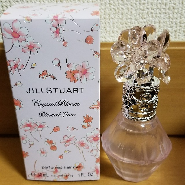 JILLSTUART(ジルスチュアート)のジルスチュアート　クリスタルブルーム　ブレスドラブパフュームドヘアミスト コスメ/美容のヘアケア/スタイリング(ヘアウォーター/ヘアミスト)の商品写真