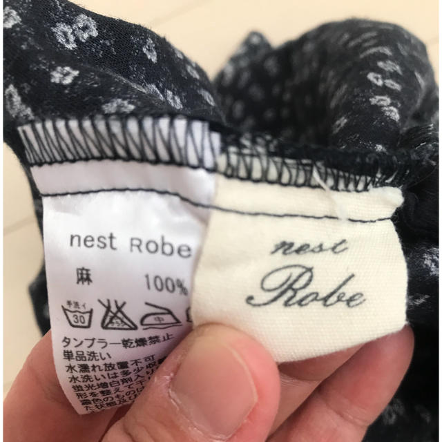 nest Robe(ネストローブ)のネストローブnest Robeリネン小花柄パンツ レディースのパンツ(カジュアルパンツ)の商品写真