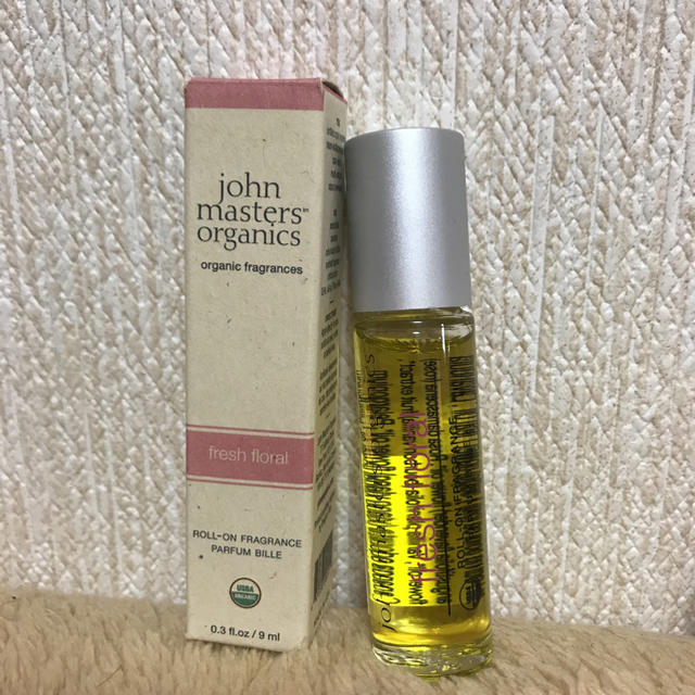 John Masters Organics(ジョンマスターオーガニック)のジョンマスターロールオンフレグランス コスメ/美容のリラクゼーション(アロマオイル)の商品写真