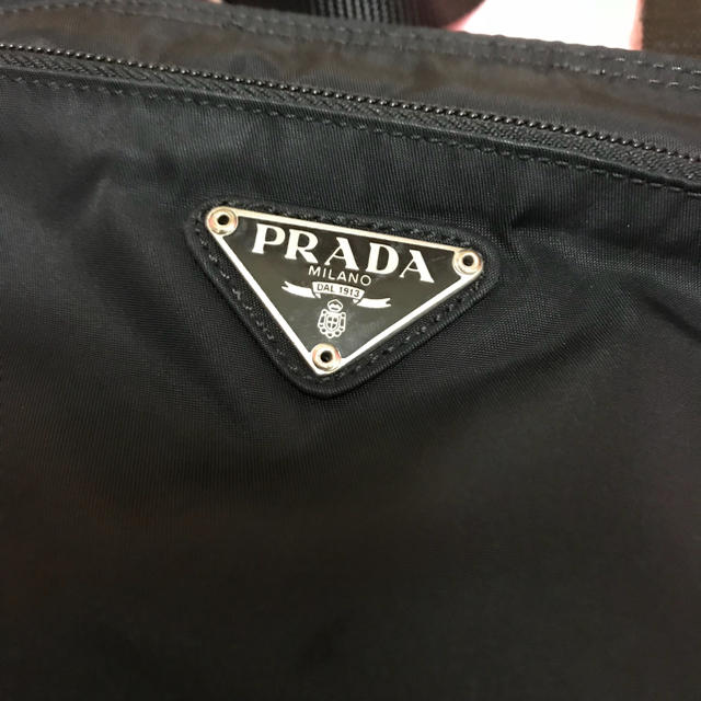 PRADAショルダーバッグ 2