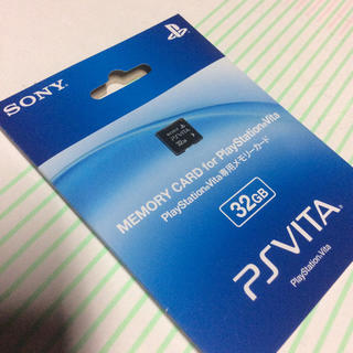 プレイステーションヴィータ(PlayStation Vita)のPSVITA 専用メモリーカード32GB(その他)
